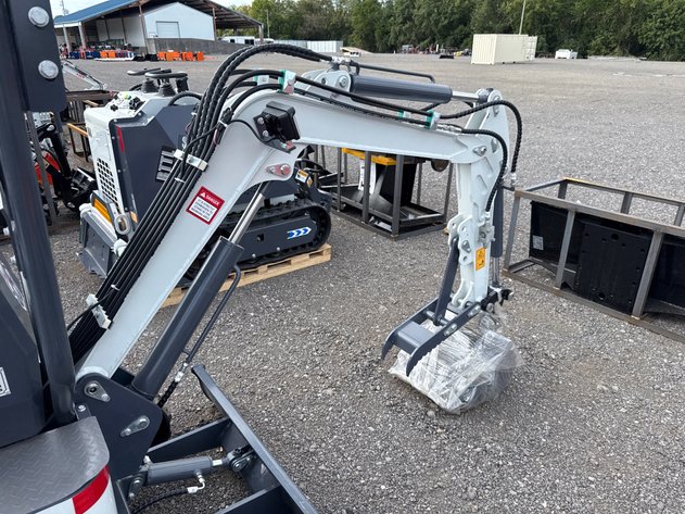 Image for BTTL ET12M-6 EXCAVATOR
