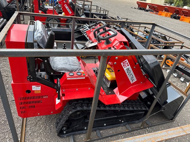 Image for 2026 AGT SDA-140T RIDE ON TRACK DINGO