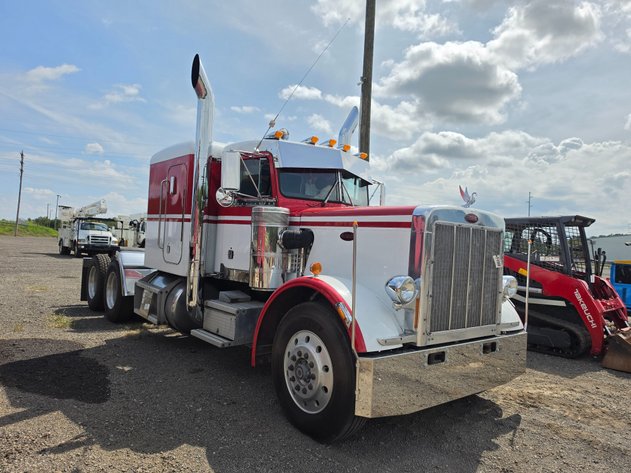 Image for 1984 PETERBILT 359 TANDEM AXLE ROAD TRACTOR