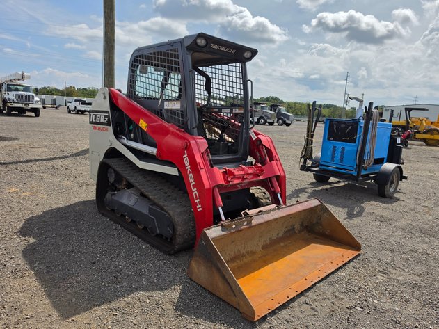 Image for TAKENCHI TL 8R2 TRACK SKID STEER