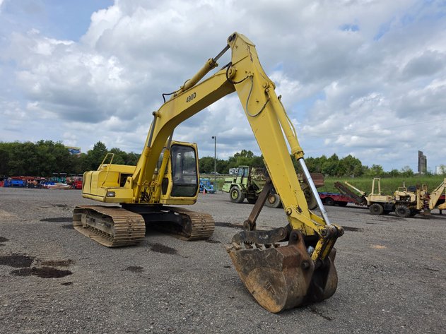 Image for JOHN DEERE 490D EXCAVATOR