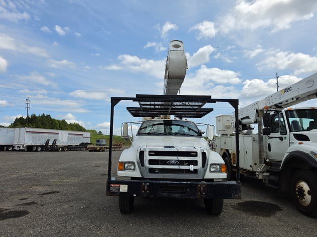 Image for 2012 FORD F-750 SINGLE AXLE BUCKET TRUCK