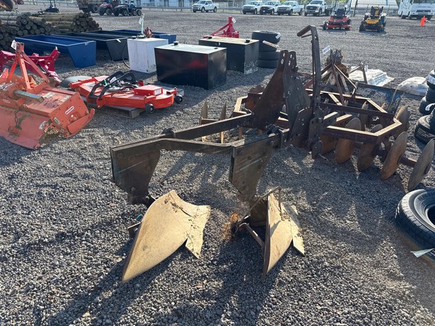 Image for 3-POINT HITCH 2-BOTTOM PLOW