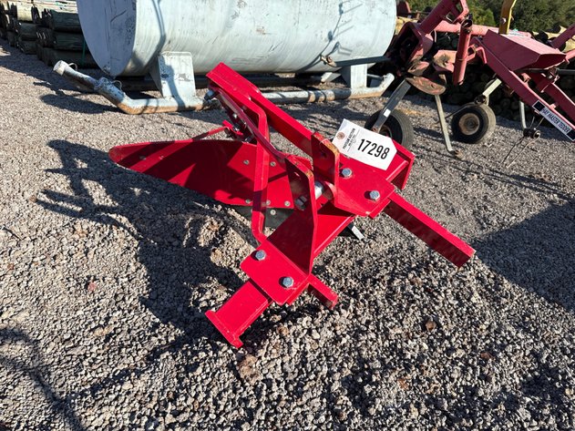 Image for FIELD KING 3-POINT HITCH SINGLE BOTTOM PLOW