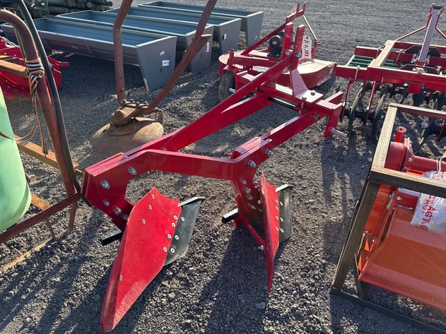 Image for FIELD KING 3-POINT HITCH 2-BOTTOM PLOW