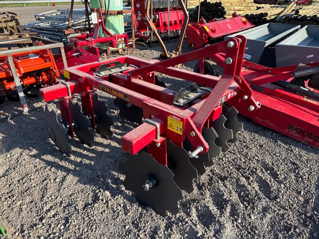 Image for FIELD KING 4' 3-POINT HITCH DISK HARROW