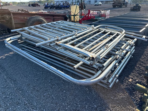 Image for NEW GALVANIZED HD CATTLE HANDLING WORKING SYSTEM