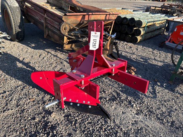 Image for FIELD KING 3-POINT HITCH SINGLE BOTTOM PLOW