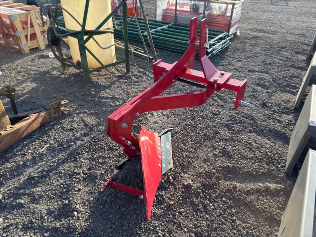 Image for FIELD KING 3-POINT HITCH SINGLE BOTTOM PLOW