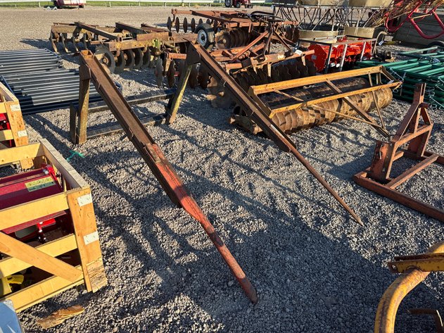 Image for SKID STEER 2-PRONG BALE SPEAR
