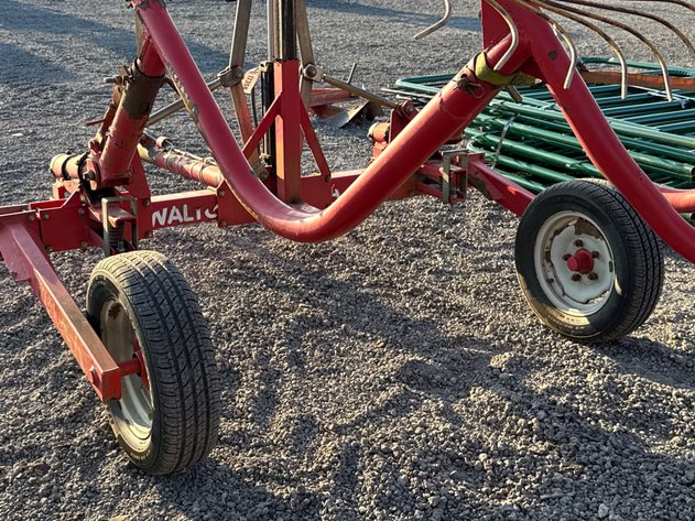 Image for WALTON 8 WHEEL V-RAKE