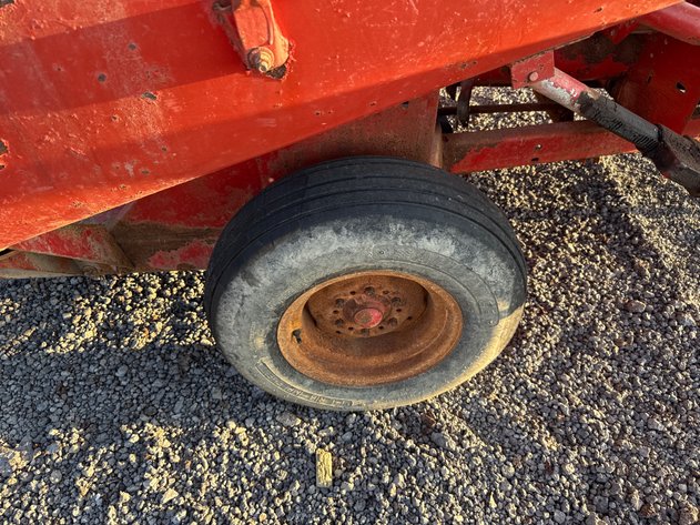 Image for MASSEY FERGUSON MF 15 PULL TYPE GRINDER/ MIXER