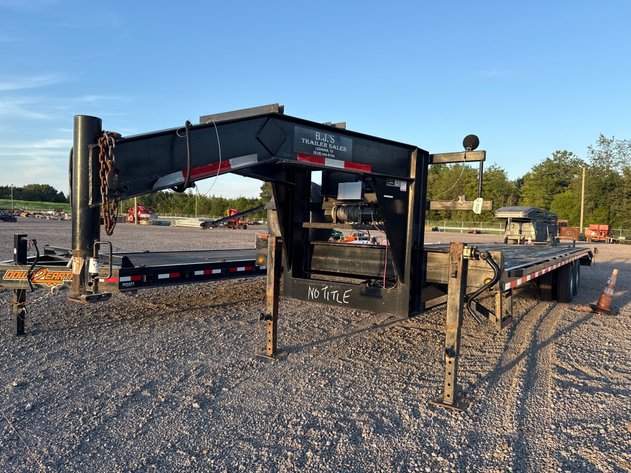 Image for 2006 ALBRIGHT 33' GOOSENECK TRAILER