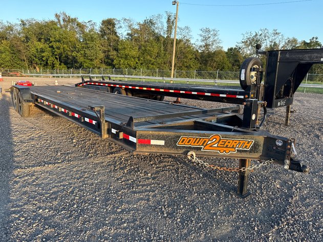 Image for 2022 DOWN 2 EARTH 34' BUMPER PULL TRAILER