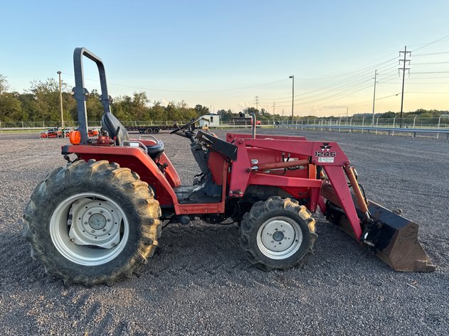 Image for MASSEY FERGUSON 1260 TRACTOR