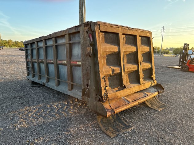 Image for 16' DUMP BED