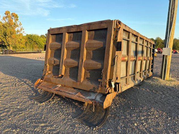 Image for 16' DUMP BED