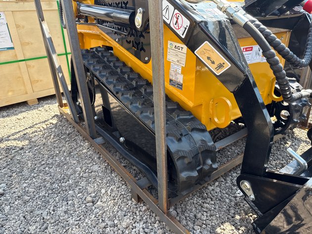 Image for 2026 AGT MX-CRT 23 TRACK DINGO