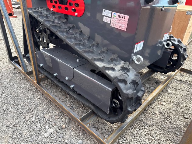 Image for 2026 AGT YSRT14 TRACK DINGO