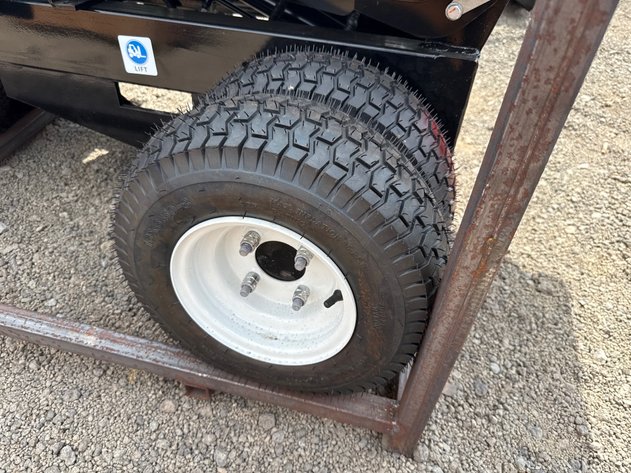 Image for 2026 M1300 MUD BUGGY