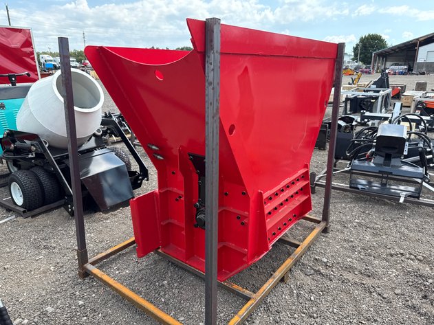 Image for FUTURE SKIDSTEER ROCK CRUSHING BUCKET