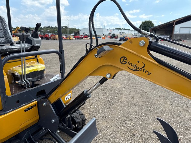Image for CFG QK18R MINI EXCAVATOR
