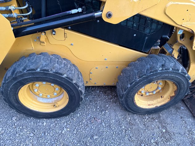 Image for CAT 236D3 SKID STEER