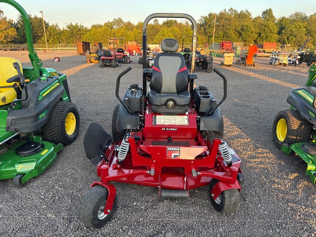 Image for FERRIS IS3200Z ZERO TURN MOWER