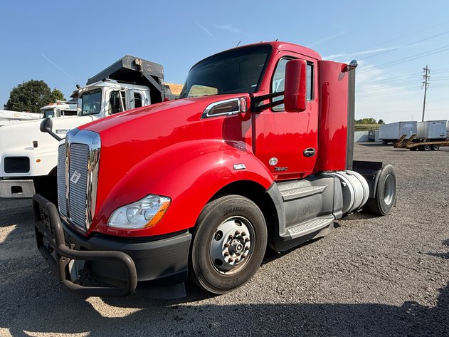 Image for 2019 KENWORTH T680 SINGLE AXLE ROAD TRACTOR