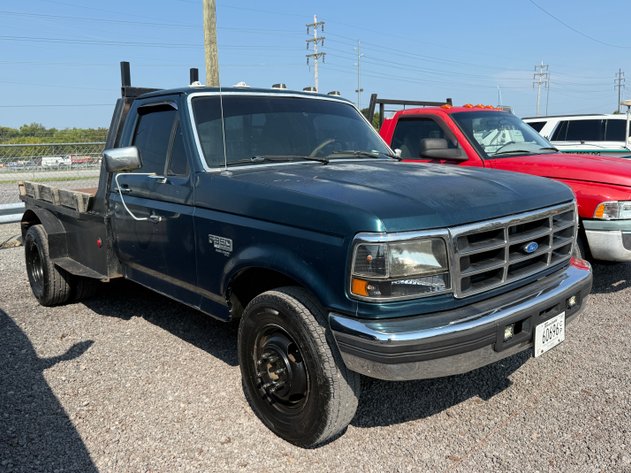 Image for 1996 FORD F-350 FLAT BED TRUCK