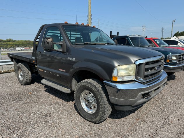 Image for 2003 FORD F350 FLAT BED TRUCK