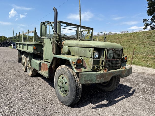 Image for 1986 DEUCE AND A HALF FLAT BED TRUCK