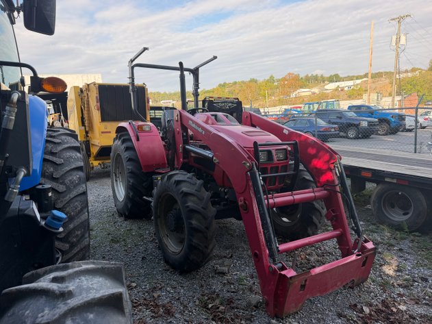 Image for MAHINDRA 7060 TRACTOR