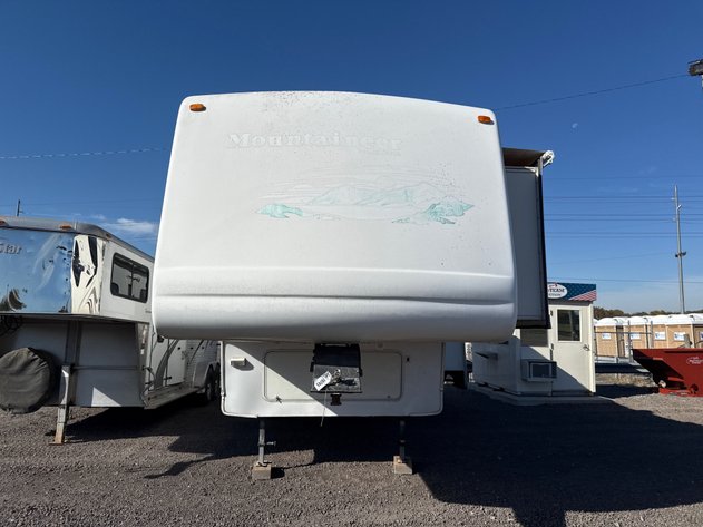Image for 2002 KEYSTONE 32' 5TH WHEEL CAMPER