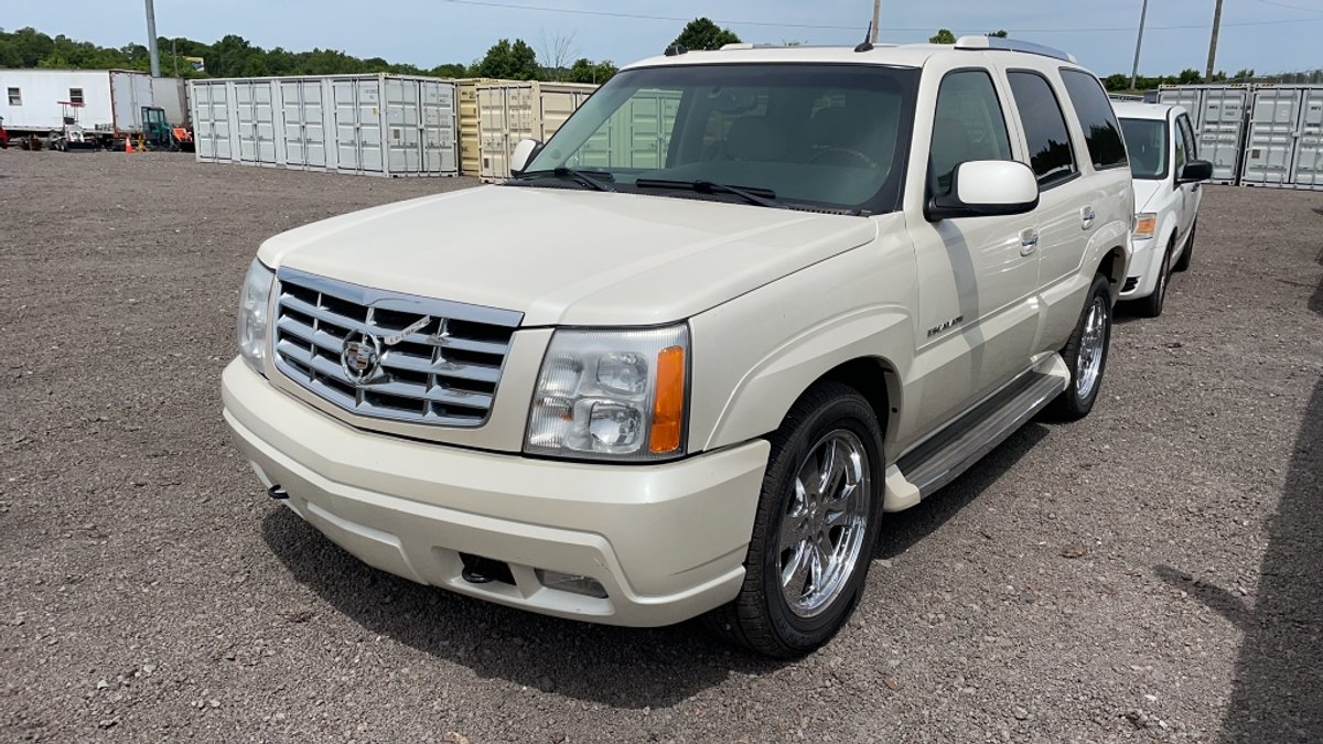 2005 CADILLAC ESCALADE SUV