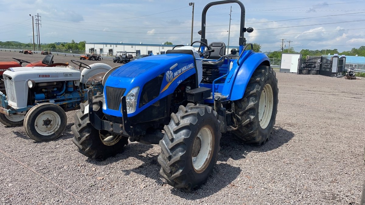 NEW HOLLAND T4.75 TRACTOR