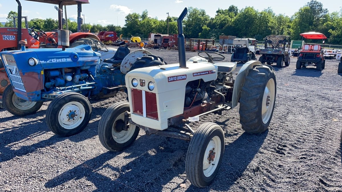 DAVID BROWN 770 TRACTOR