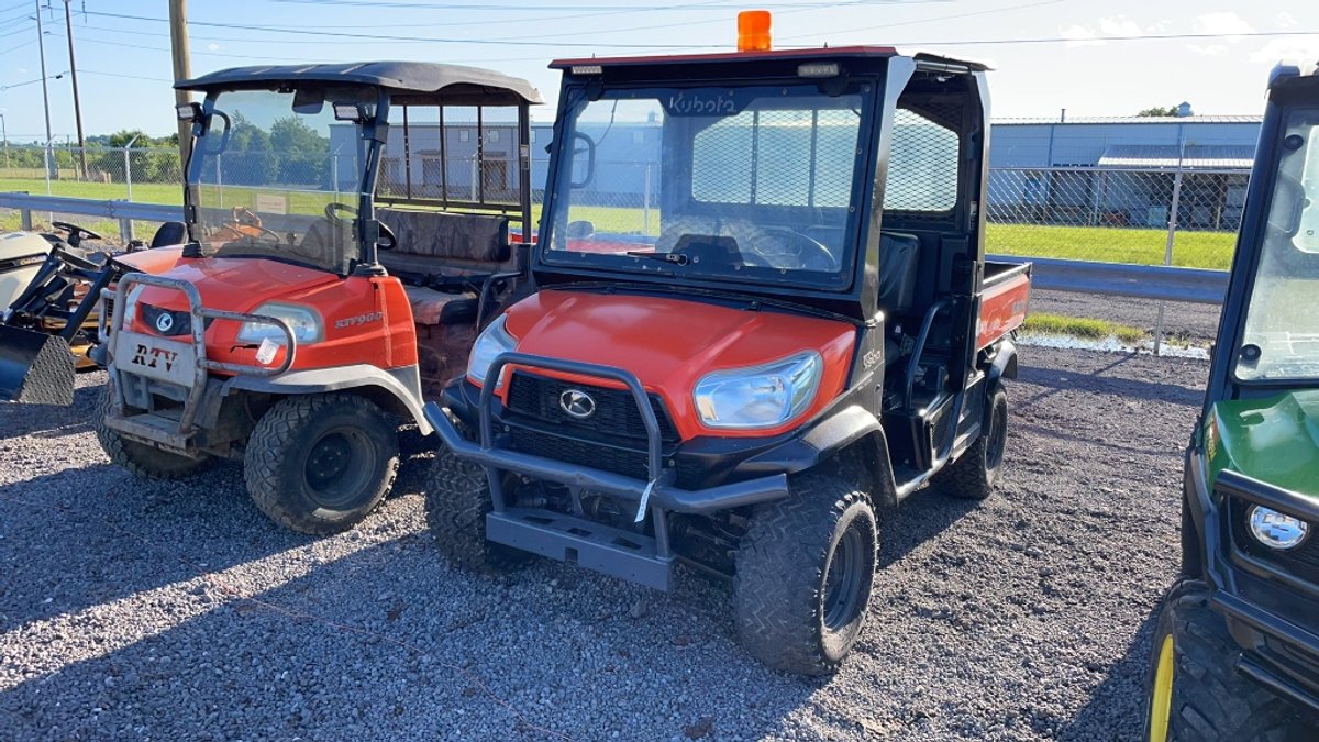 KUBOTA RTVX900 UTV