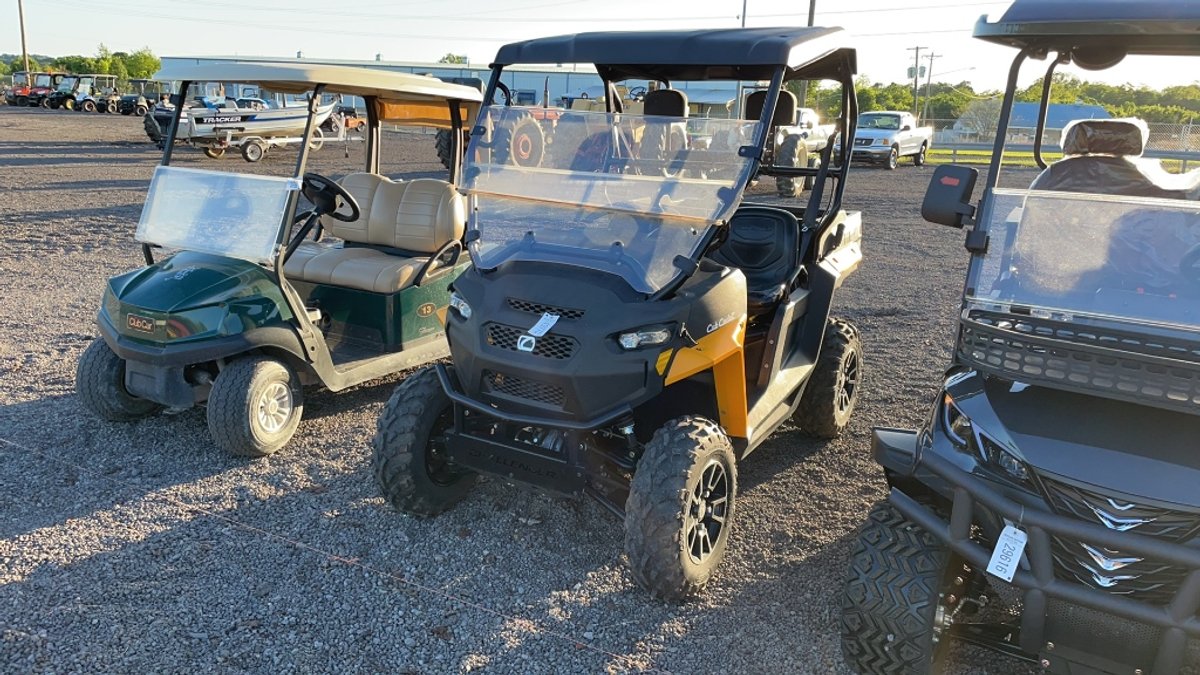 CUB CADET CHALLENGER 400 UTV