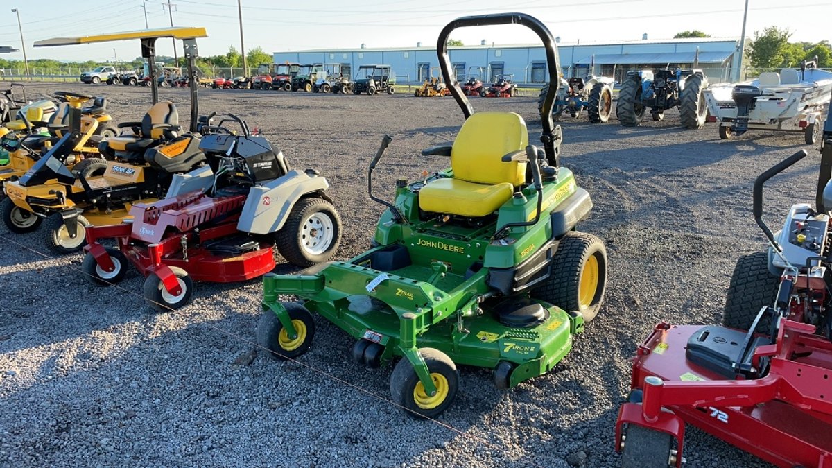 2011 JOHN DEERE Z930A ZERO TURN LAWN MOWER