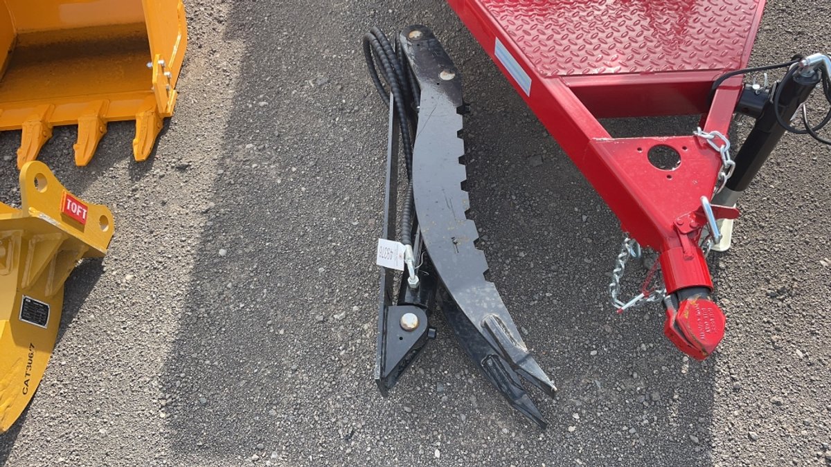 GIYI EXCAVATOR HYD THUMB