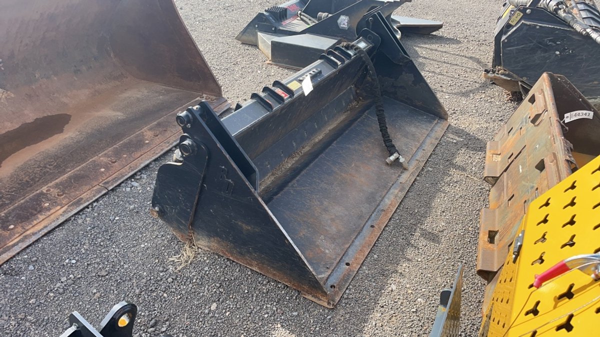 BLUE DIAMOND 80" SKID STEER 4 IN 1 BUCKET