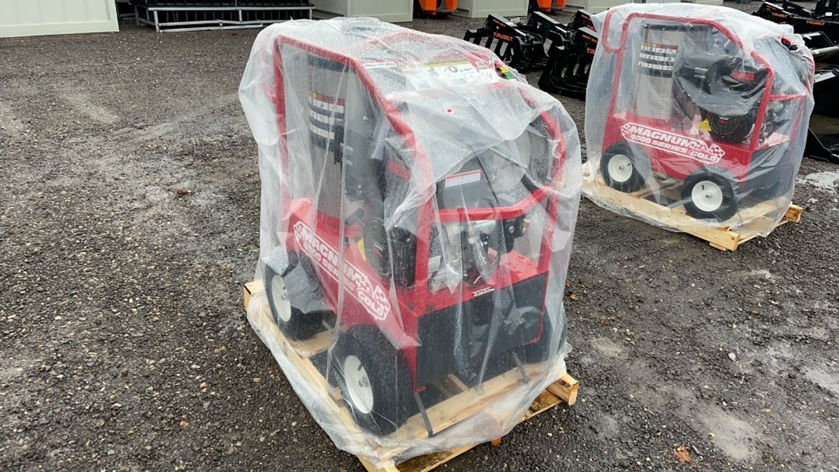 MAGNUM 4000 PORTABLE HOT WATER PRESSURE WASHER