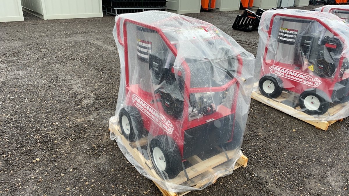 MAGNUM 4000 PORTABLE HOT WATER PRESSURE WASHER