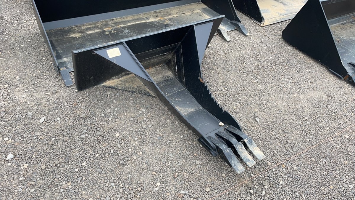 SKID STEER STUMP BUCKET