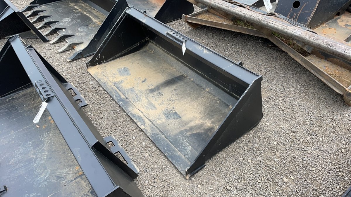 60" SKID STEER SMOOTH BUCKET