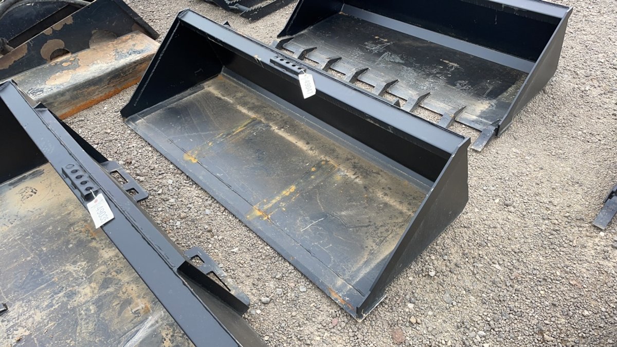 72" SKID STEER SMOOTH BUCKET