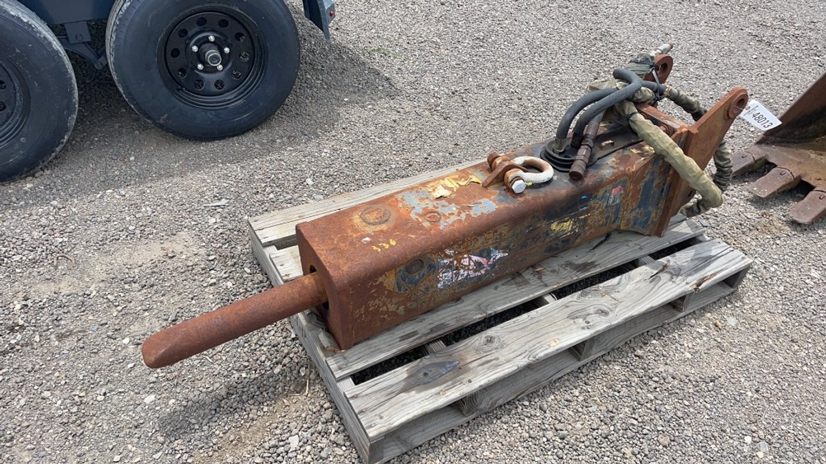 EXCAVATOR HYD BREAKER