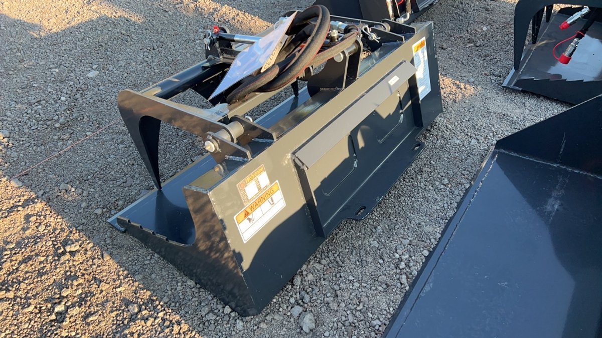 WOLVERINE 44" DINGO GRAPPLE BUCKET