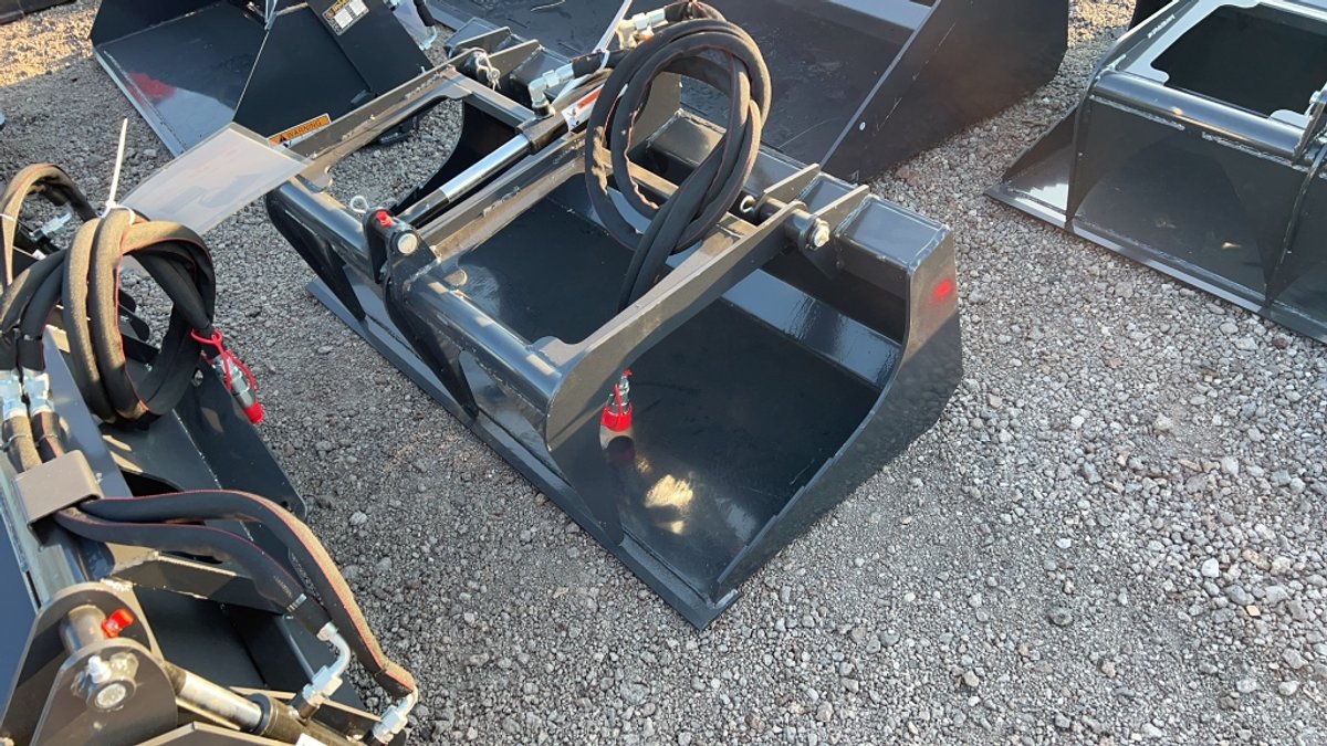 WOLVERINE 44" DINGO GRAPPLE BUCKET